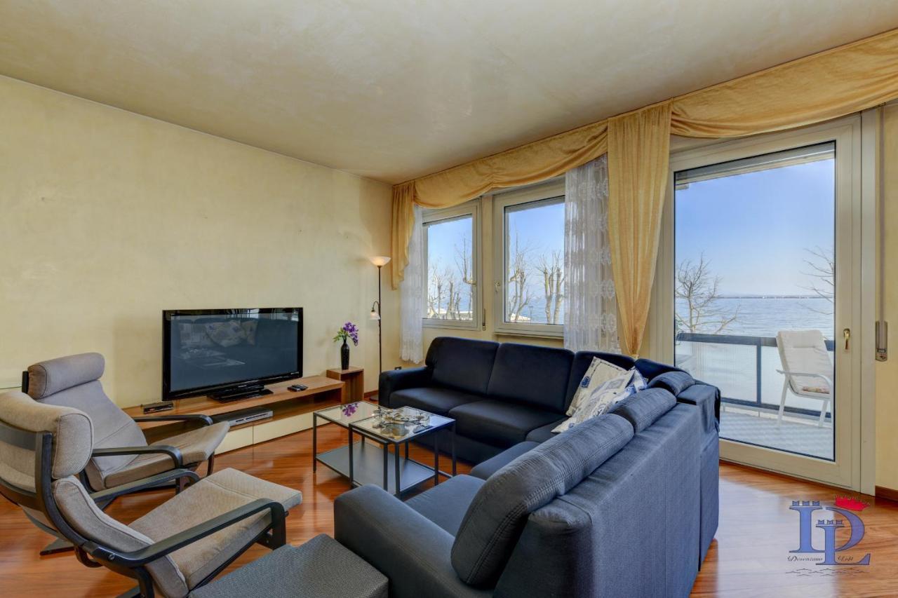 Desenzanoloft Official Partner Marriott Homes & Villas - Charming On The Lake Front Lake Desenzano del Garda Bagian luar foto