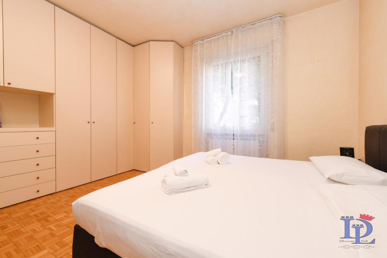 Desenzanoloft Official Partner Marriott Homes & Villas - Charming On The Lake Front Lake Desenzano del Garda Bagian luar foto