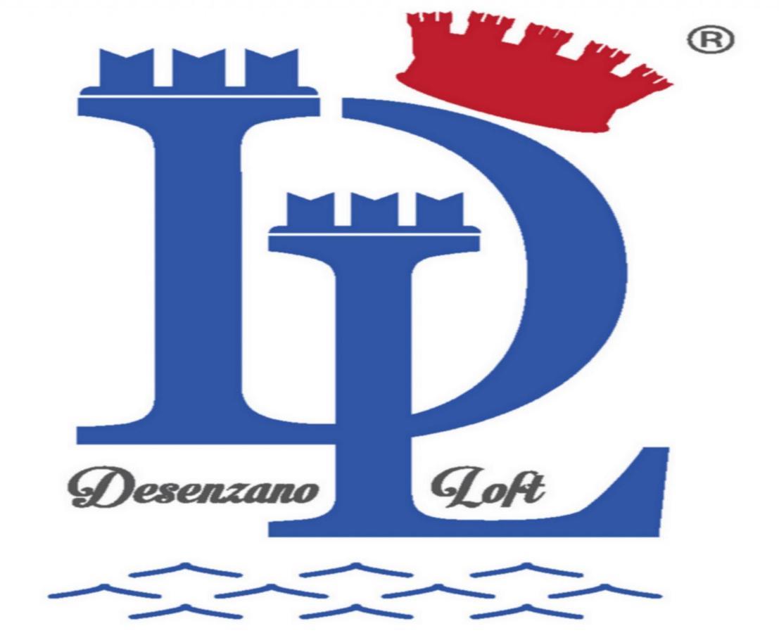 Desenzanoloft Official Partner Marriott Homes & Villas - Charming On The Lake Front Lake Desenzano del Garda Bagian luar foto